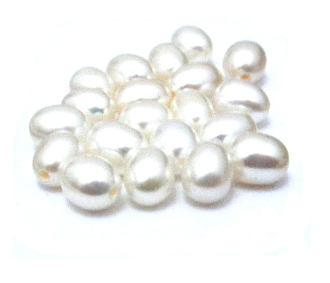 White 4-4.5mm Half Drilled Drop Single Pearls